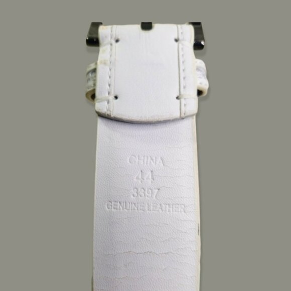 White Summer Leather With Mesh Pattern Men's Belt Size 44 1.5" Wide - Picture 3 of 5